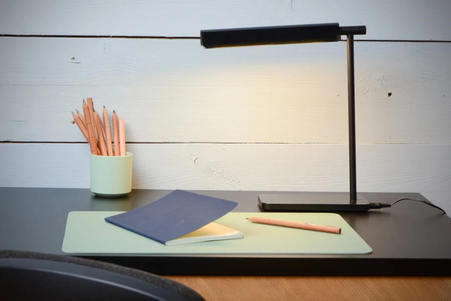 Lucide LEVI - Lampe de bureau - LED Dim. - 1x5,5W 3000K/6500K - 3 StepDim - Noir - SFEER 1